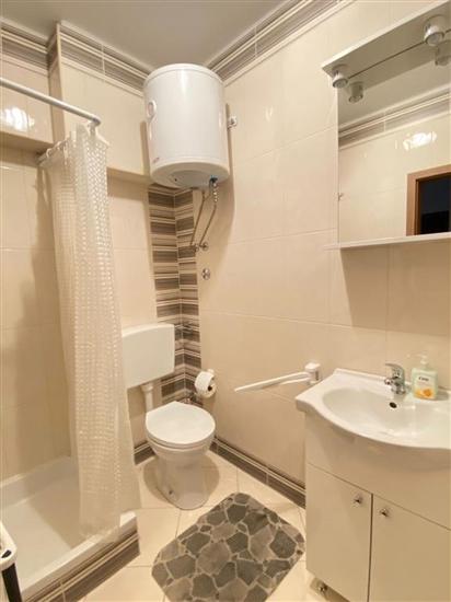 Apartment A4, for 5 persons