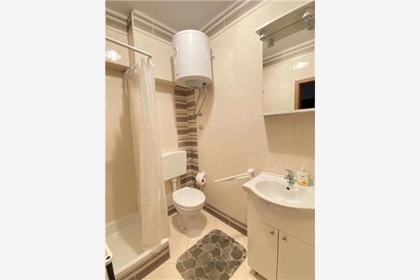 Apartment A4, for 5 persons