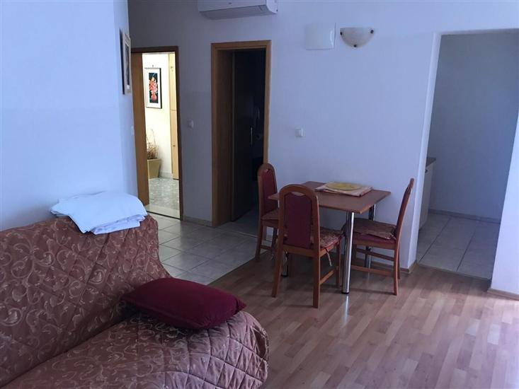 Apartment A4, for 3 persons