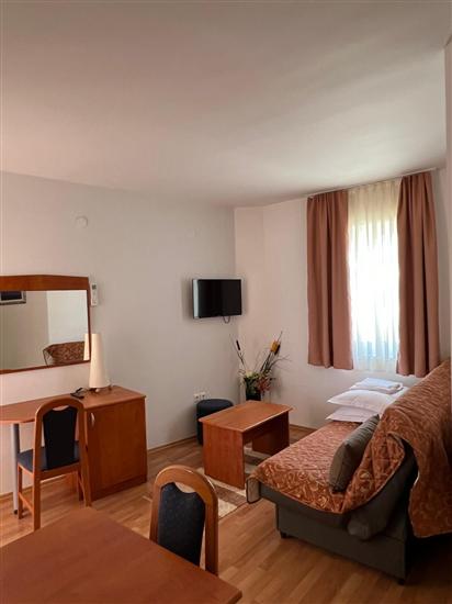 Apartment A4, for 3 persons