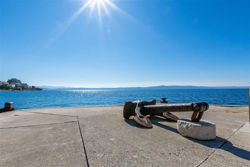 Apartments Riva Beachfront No.1