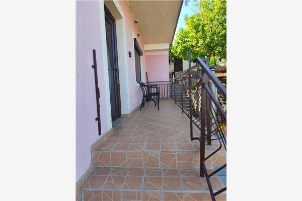 Apartment A1, for 7 persons