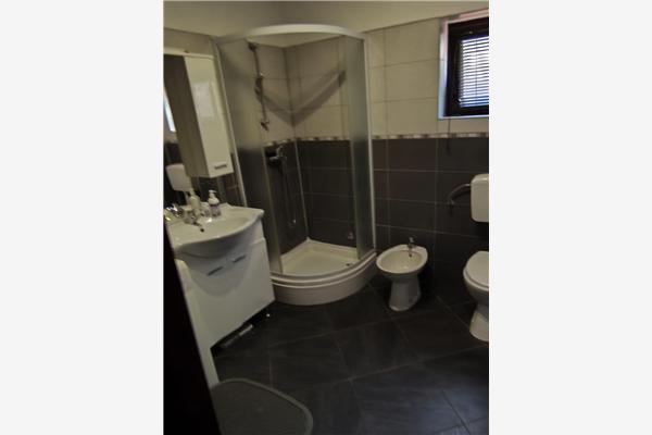 Apartment A1, for 7 persons