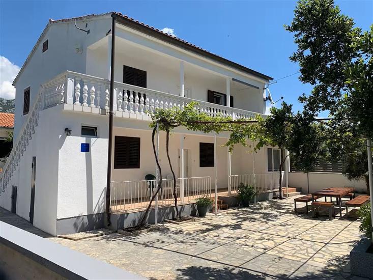 Apartmaj Near Paklenica1