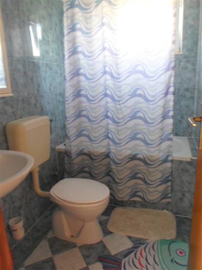 Apartment A2, for 5 persons