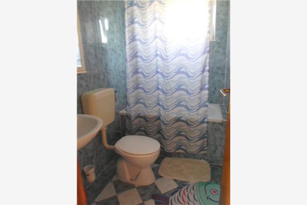 Apartment A2, for 5 persons