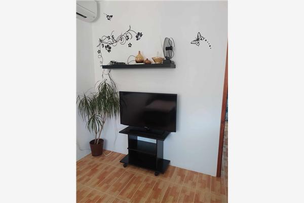 Apartment A2, for 5 persons