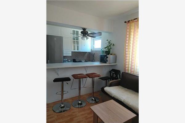 Apartment A2, for 5 persons