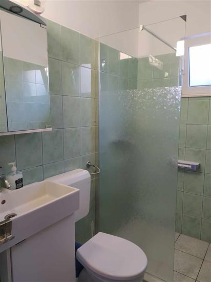 Apartment A1, for 5 persons