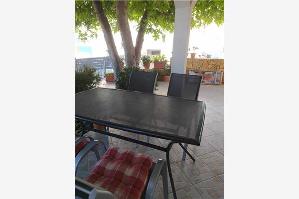 Apartment A1, for 5 persons