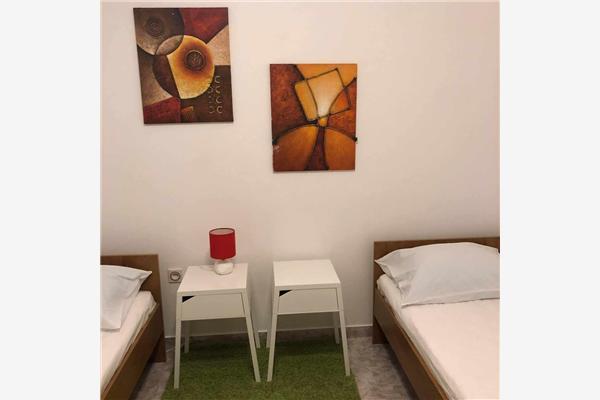 Apartment A1, for 5 persons