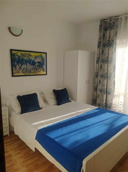 Apartment A2, for 5 persons