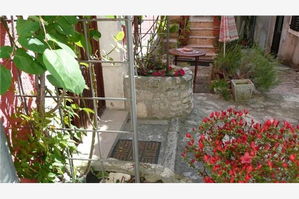 Room S4, for 2 persons