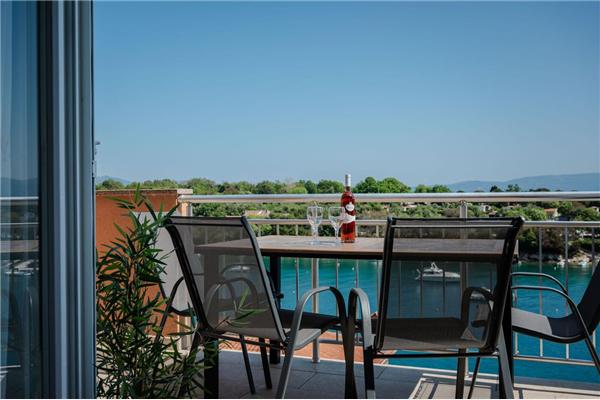 Apartment A1, for 4 persons