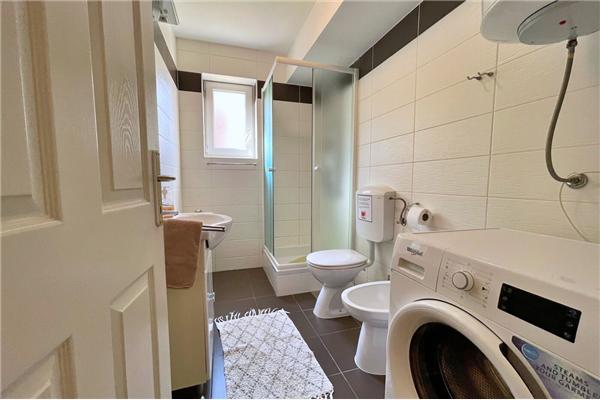 Apartman A1, na 6 osebe