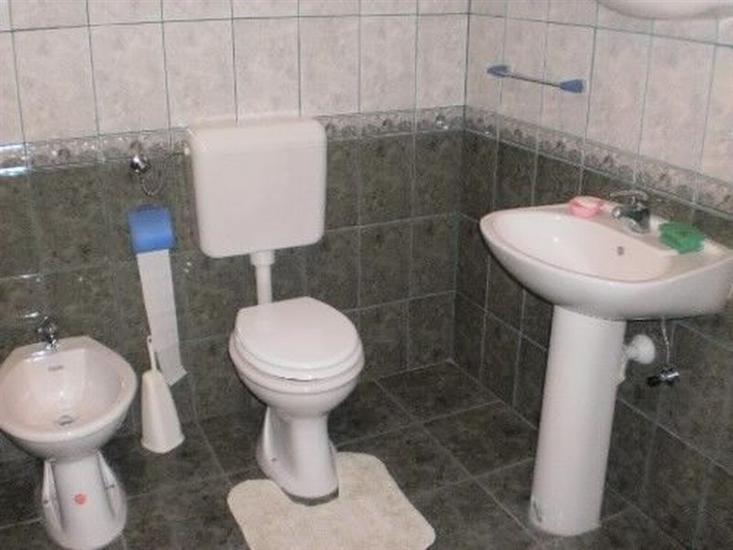 Apartment A2, for 6 persons