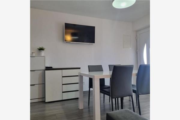 Apartment A2, for 3 persons