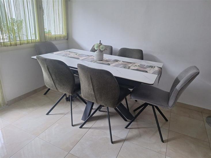 Apartment A1, for 6 persons