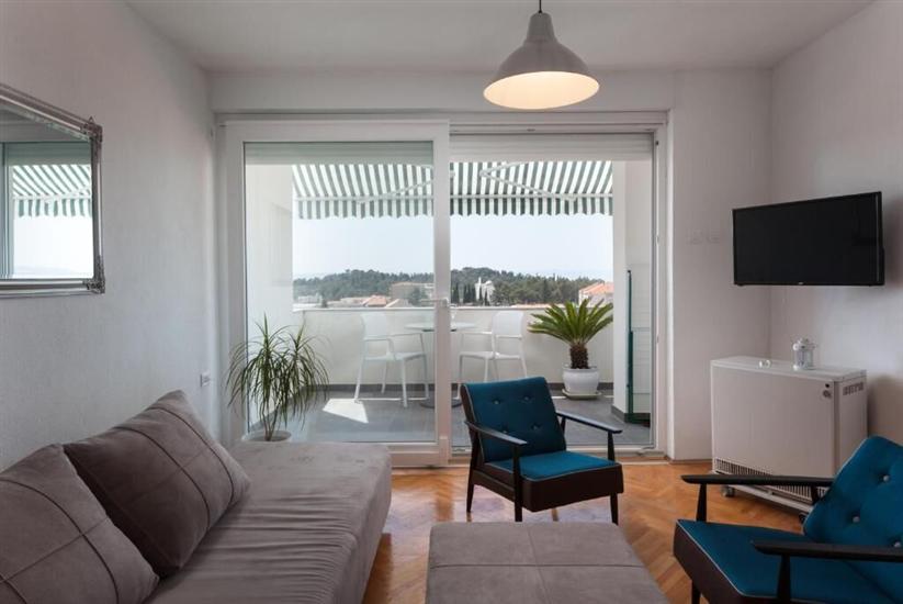 Apartment A1, for 5 persons