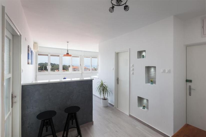 Apartment A1, for 5 persons