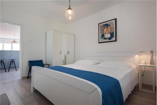 Apartment A1, for 5 persons