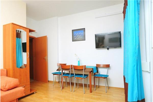 Apartment A4, for 4 persons