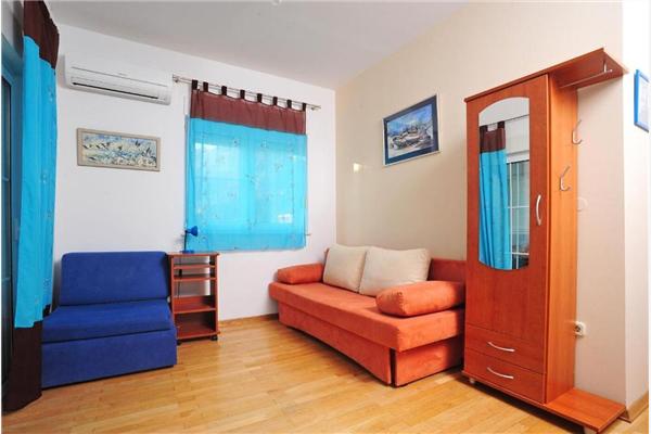 Apartment A4, for 4 persons