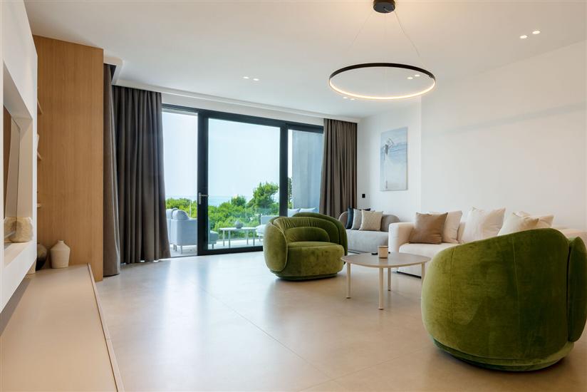 House K1, for 8 persons