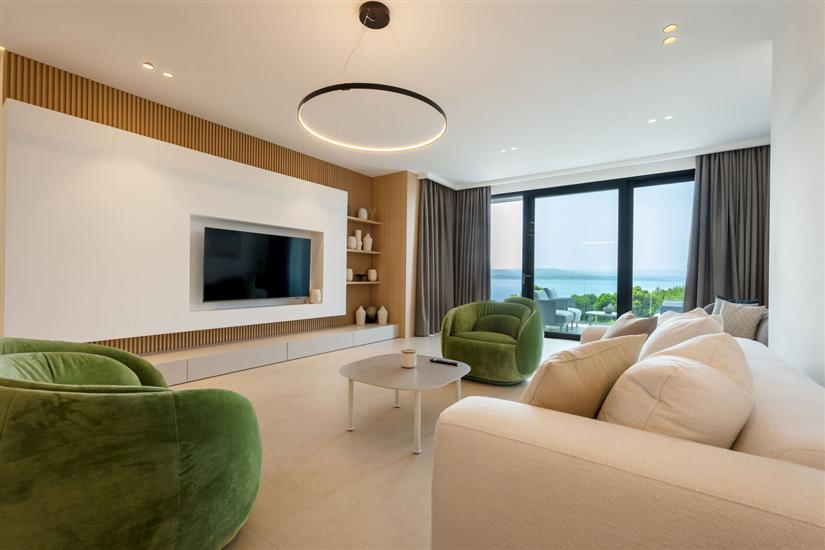 House K1, for 8 persons