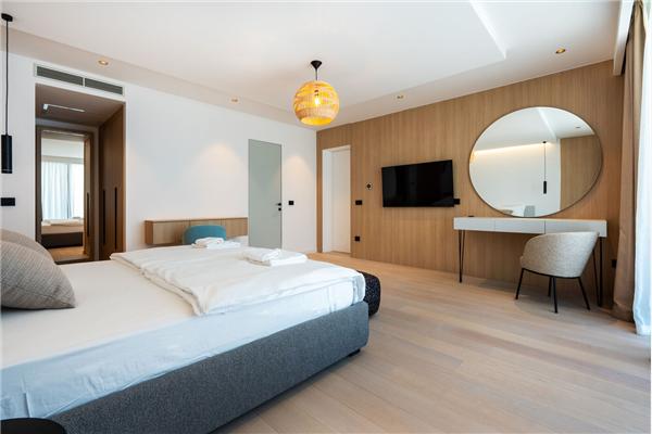 House K1, for 8 persons