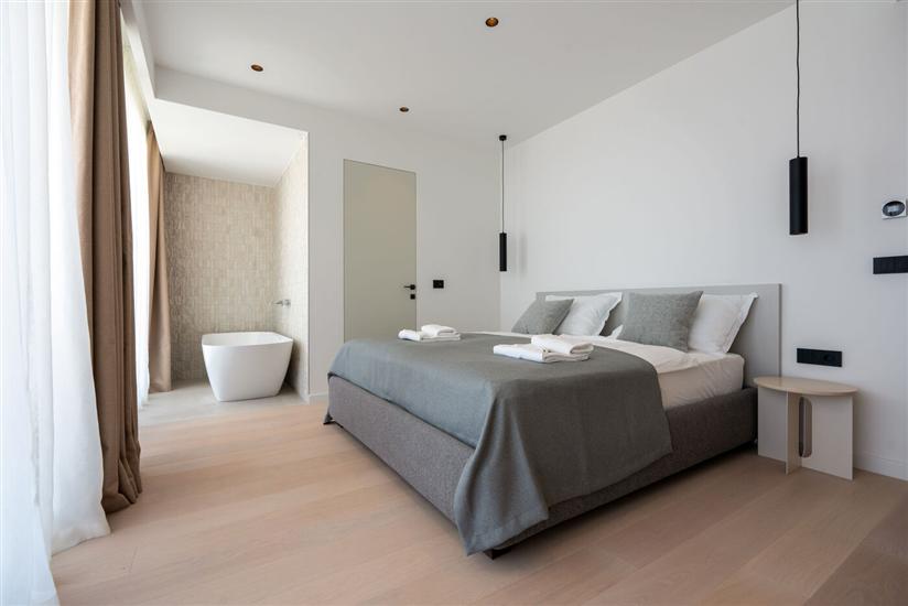 House K1, for 8 persons