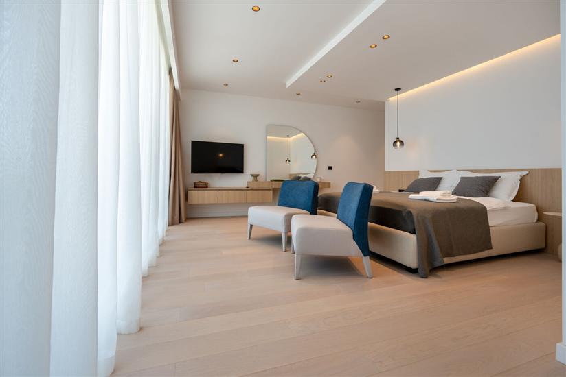 House K1, for 8 persons