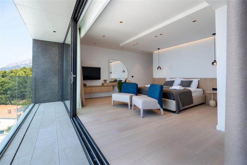 House K1, for 8 persons