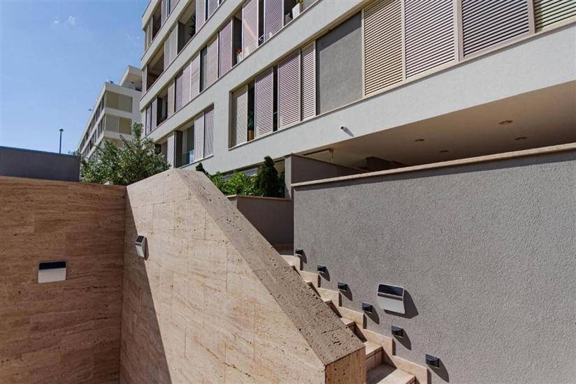 Apartment Sea View Garden Residence