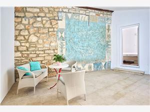 Apartment Elettra 2 Umag, Size 40.00 m2, Airline distance to the sea 10 m, Airline distance to town centre 50 m