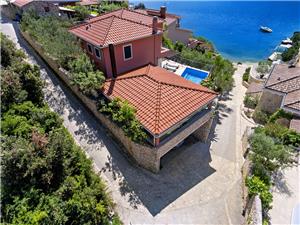 Villa Kamelicina Vinisce, Size 202.00 m2, Accommodation with pool, Airline distance to the sea 20 m