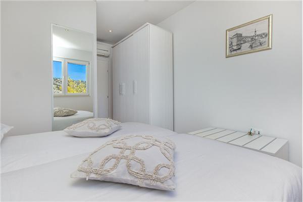 House K1, for 8 persons