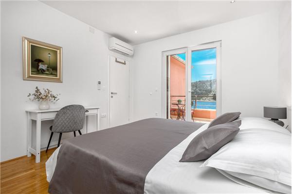 House K1, for 8 persons