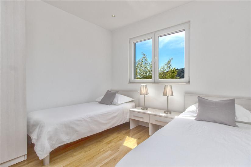 House K1, for 8 persons