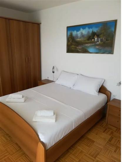 Apartment A1, for 6 persons