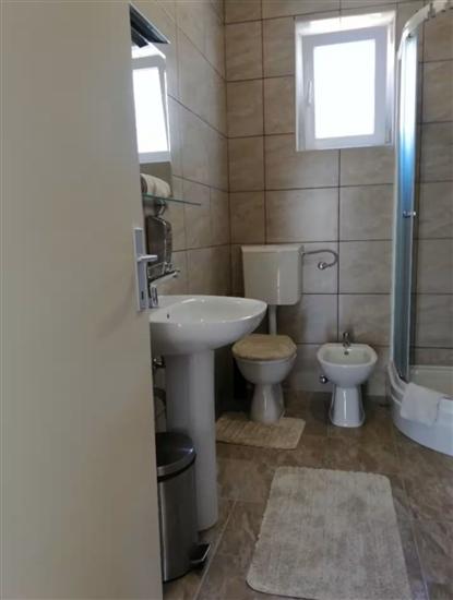 Apartment A1, for 6 persons