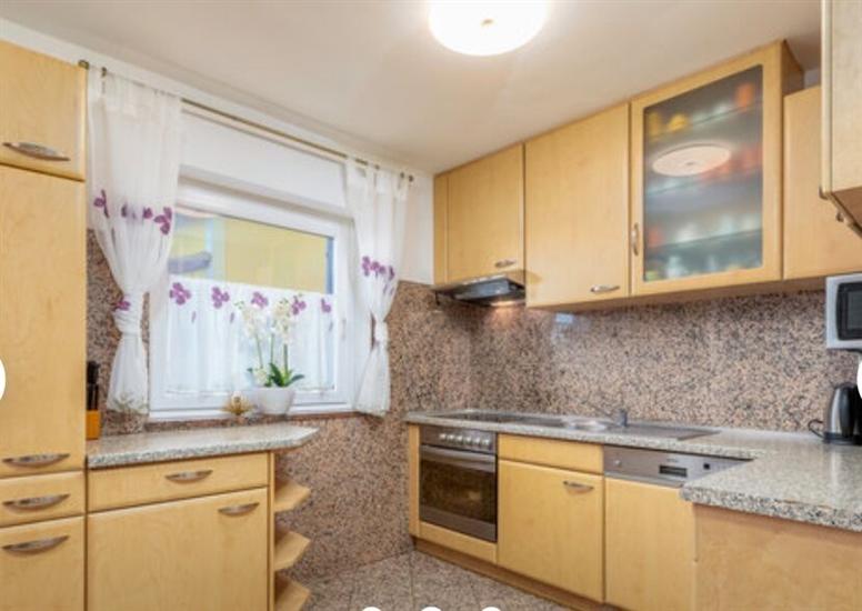 House K1, for 10 persons