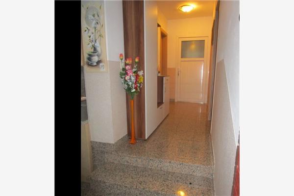 House K1, for 10 persons