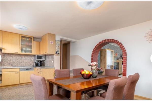 House K1, for 10 persons