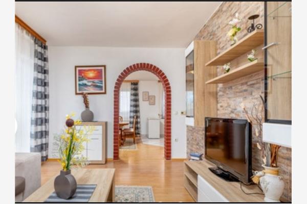 House K1, for 10 persons