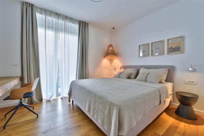 Apartment A1, for 6 persons