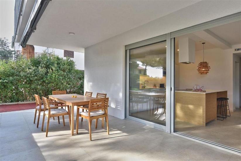 Apartment A1, for 6 persons