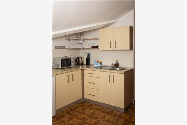 Apartment A1, for 5 persons