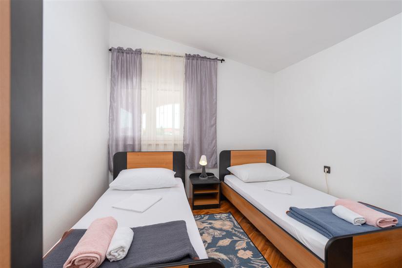 Apartment A4, for 5 persons