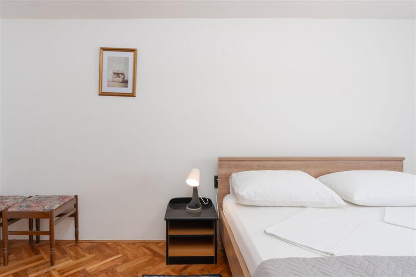 Apartment A4, for 5 persons